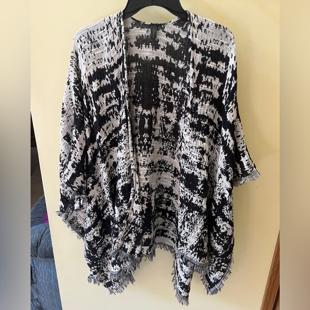 Black and white scarf poncho
